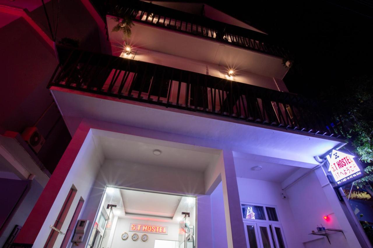 5.T Hostel Hue Eksteriør bilde